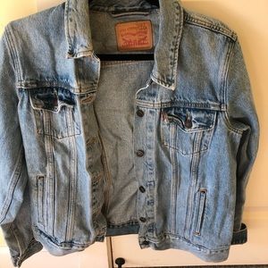Vintage Levi’s denim jacket